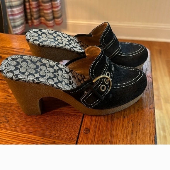 Coach Suede Shoe - Picture 2 of 9